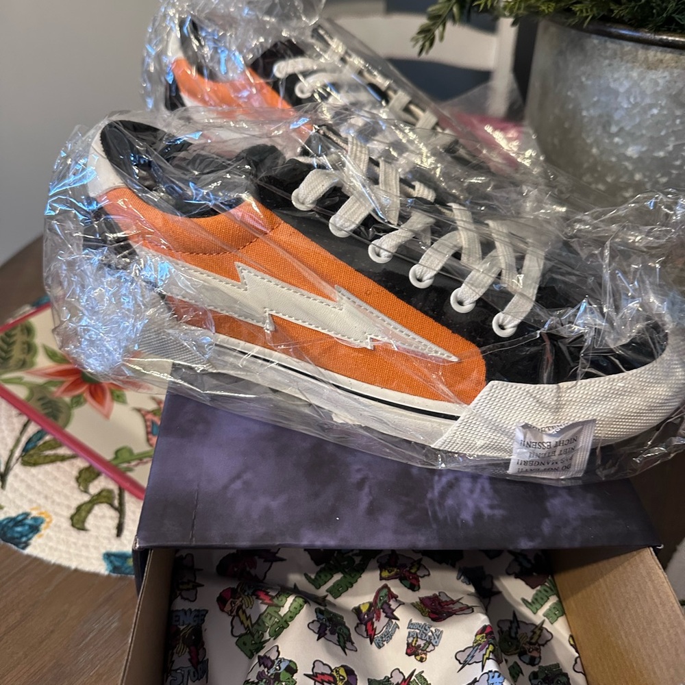 VANS Orange and Black Low-Top Sneakers
